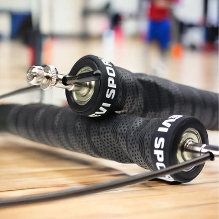 VYTRVALÝ BOKSAŘSKÝ A CROSSFITOVÝ ŠVÉD REGULOVANÝ S LOŽISKAMI A ZÁTĚŽÍ