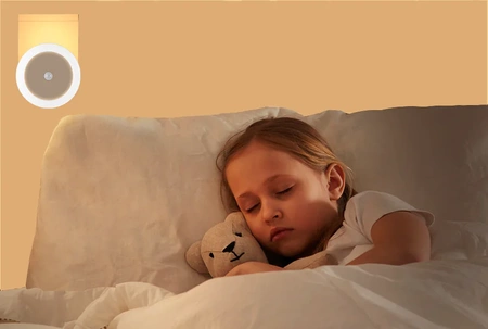 Lampka nocna LED do kontaktu z czujnikiem ruchu zmierzchu ZESTAW 10 sztuk