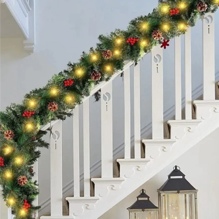 Christmas Tree Garland Dense Light Chain 280cm 50 LEDs + Decorations