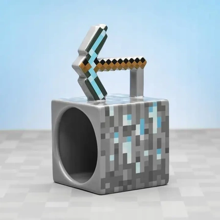 3D pixelový hrnek MINECRAFT Diamond Pickaxe