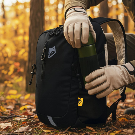 TOURIST TREKKING MOUNTAIN BACKPACK 25L MEN'S WOMEN'S STRONG FOR MOUNTAINS BLACK