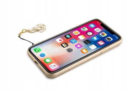 Pouzdro s přívěskem GUESS CHARMS 4G pro iPhone XR - hnědé