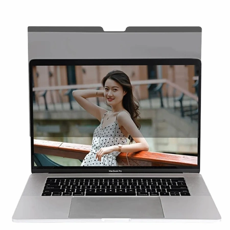 Filtr ochrany soukromí na monitor - ochrana údajů GDPR - MacBook Pro 14 palců