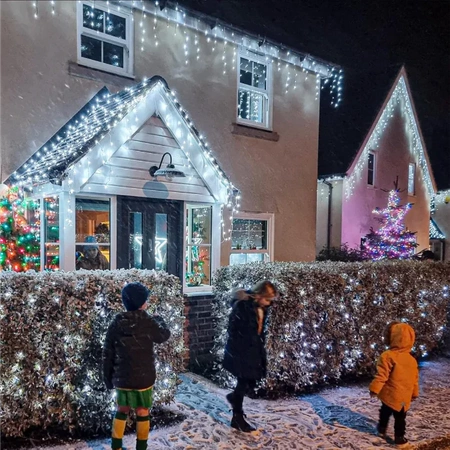 VENKOVNÍ SVÍTILNY 500 LED ICICLE 23m VÁNOČNÍ GIRLANDA Světelná Záclona IP 44