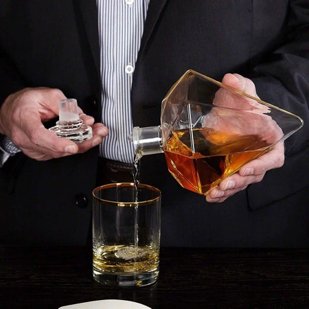 Whisky decanter with glasses EVI PREMIUM Diamond - gift set