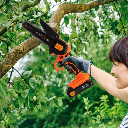Cordless Chainsaw Saw 6" 2x Battery 24V 2x Chain 6"